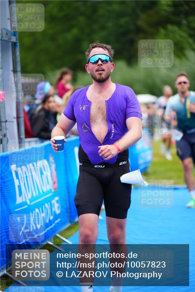 30.08.2026 - Elbe Triathlon Hamburg LAZAROV Photography http://msf.ph/oto/10057823 30.08.2026 11:22:26 Ziel 589, 1009, 1035, 1069 meine-sportfotos.de