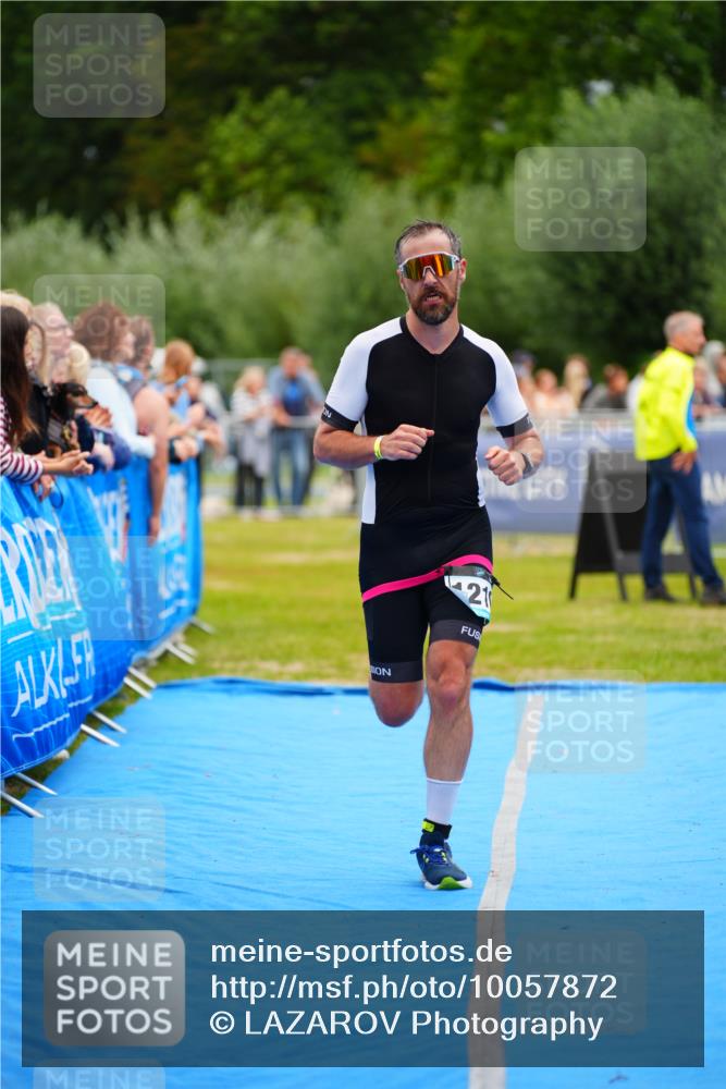 30.08.2026 - Elbe Triathlon Hamburg LAZAROV Photography http://msf.ph/oto/10057872 30.08.2026 11:22:49 Ziel 455, 1210 meine-sportfotos.de