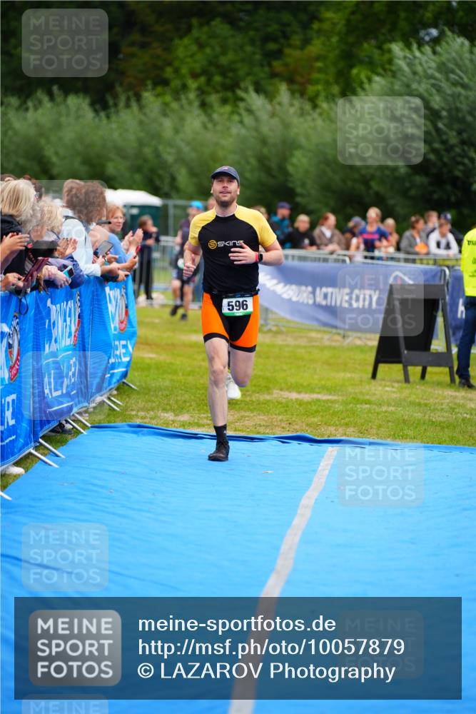 30.08.2026 - Elbe Triathlon Hamburg LAZAROV Photography http://msf.ph/oto/10057879 30.08.2026 11:23:17 Ziel 596, 1040 meine-sportfotos.de