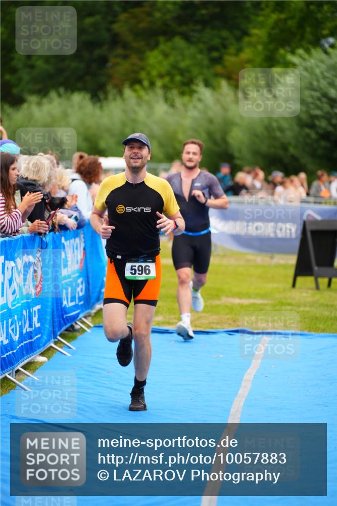 30.08.2026 - Elbe Triathlon Hamburg LAZAROV Photography http://msf.ph/oto/10057883 30.08.2026 11:23:19 Ziel 596, 693, 1040 meine-sportfotos.de
