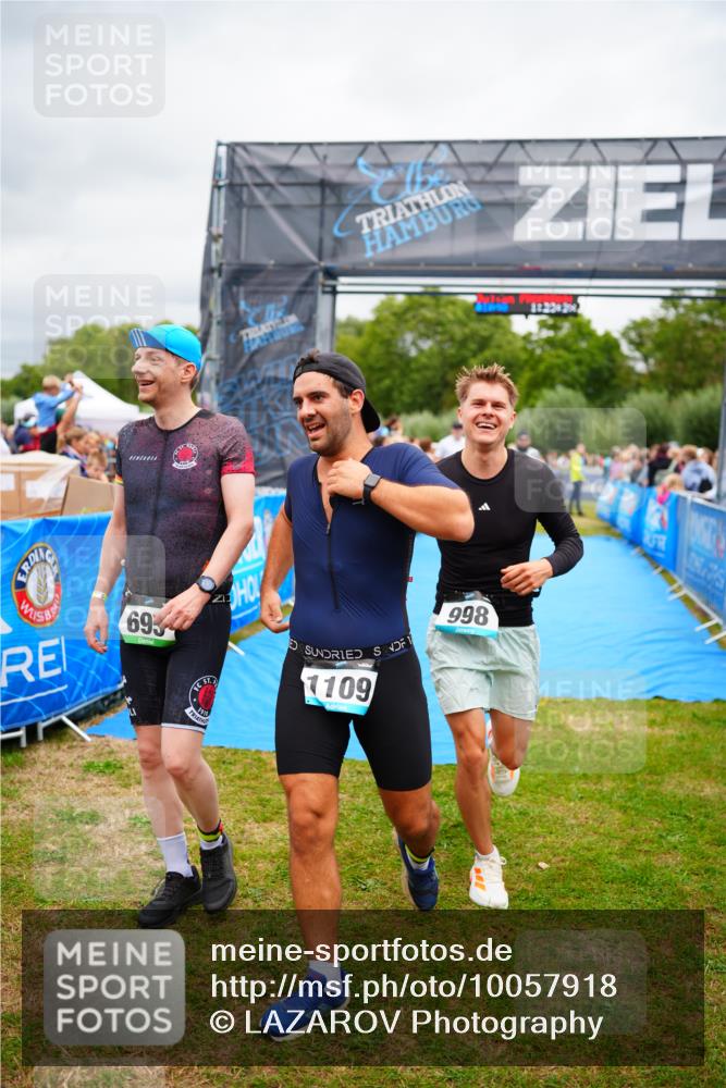 30.08.2026 - Elbe Triathlon Hamburg LAZAROV Photography http://msf.ph/oto/10057918 30.08.2026 11:23:31 Ziel 403, 404, 693, 998, 1023, 1109, 1232 meine-sportfotos.de