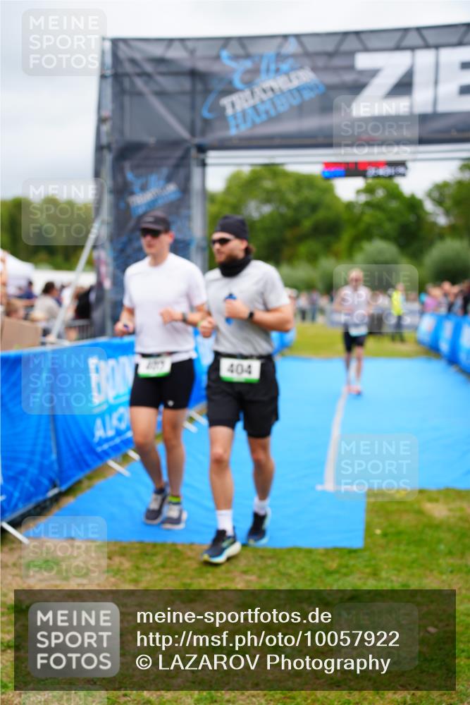 30.08.2026 - Elbe Triathlon Hamburg LAZAROV Photography http://msf.ph/oto/10057922 30.08.2026 11:23:34 Ziel 403, 404, 1023, 1232 meine-sportfotos.de