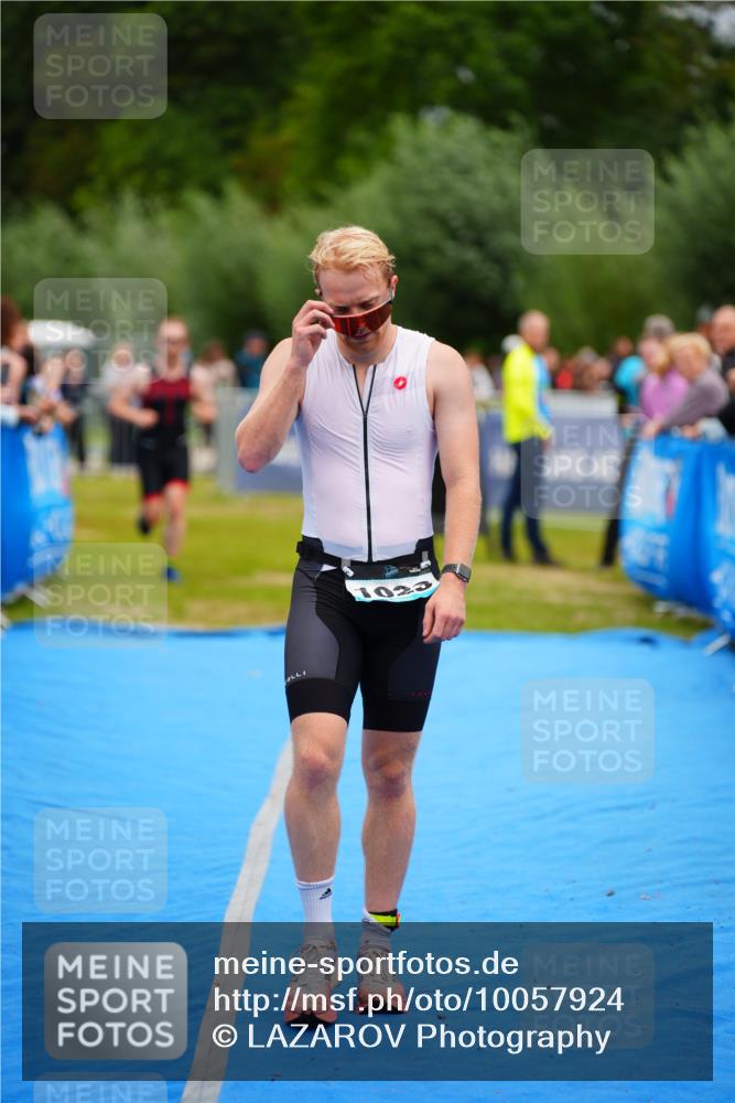 30.08.2026 - Elbe Triathlon Hamburg LAZAROV Photography http://msf.ph/oto/10057924 30.08.2026 11:23:36 Ziel 403, 1023, 1232 meine-sportfotos.de