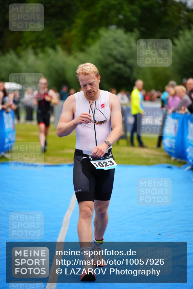 30.08.2026 - Elbe Triathlon Hamburg LAZAROV Photography http://msf.ph/oto/10057926 30.08.2026 11:23:36 Ziel 403, 1023, 1232 meine-sportfotos.de