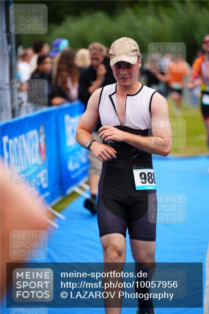 30.08.2026 - Elbe Triathlon Hamburg LAZAROV Photography http://msf.ph/oto/10057956 30.08.2026 11:23:53 Ziel 472, 988, 1006, 1104, 1138 meine-sportfotos.de