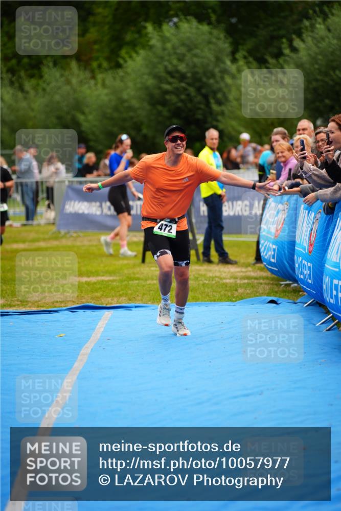 30.08.2026 - Elbe Triathlon Hamburg LAZAROV Photography http://msf.ph/oto/10057977 30.08.2026 11:23:59 Ziel 472, 629, 1006, 1104 meine-sportfotos.de