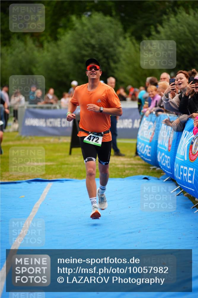 30.08.2026 - Elbe Triathlon Hamburg LAZAROV Photography http://msf.ph/oto/10057982 30.08.2026 11:23:59 Ziel 472, 629, 1006, 1104 meine-sportfotos.de
