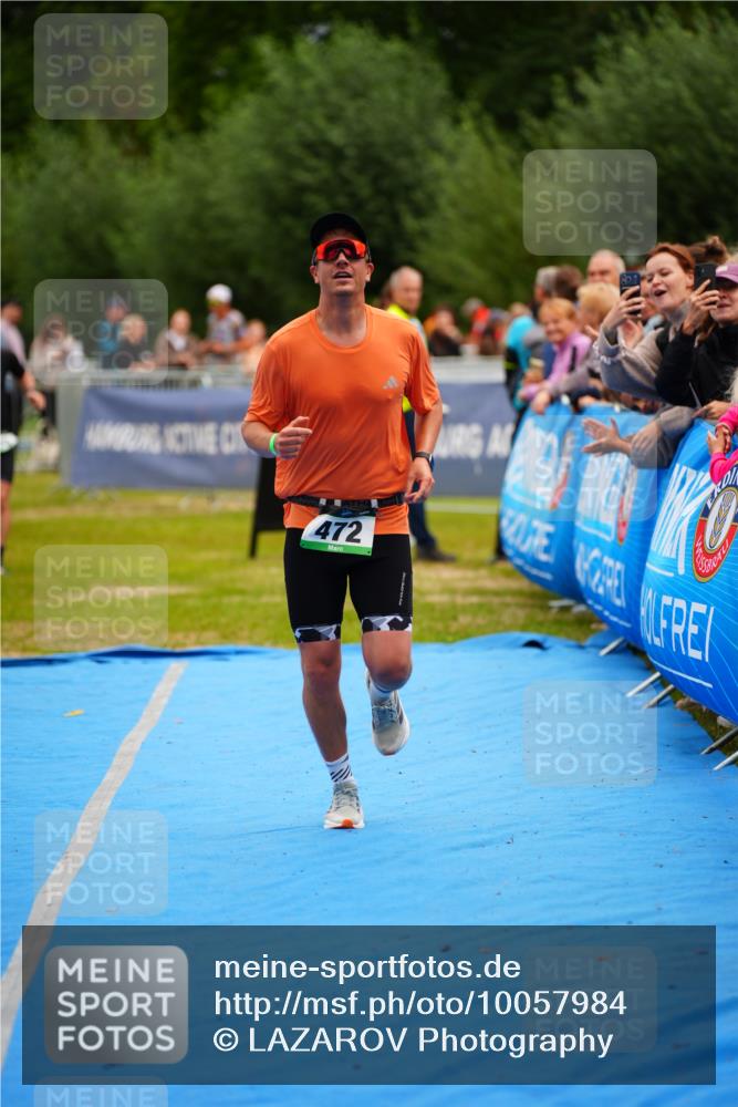 30.08.2026 - Elbe Triathlon Hamburg LAZAROV Photography http://msf.ph/oto/10057984 30.08.2026 11:24:00 Ziel 472, 629, 1006 meine-sportfotos.de