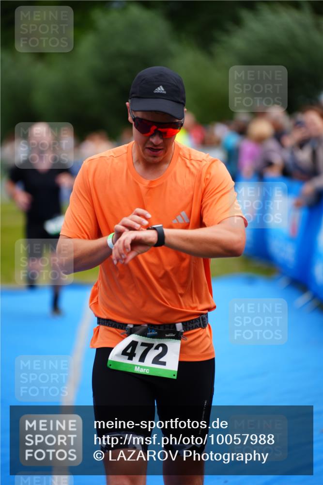 30.08.2026 - Elbe Triathlon Hamburg LAZAROV Photography http://msf.ph/oto/10057988 30.08.2026 11:24:02 Ziel 472, 629, 1314 meine-sportfotos.de