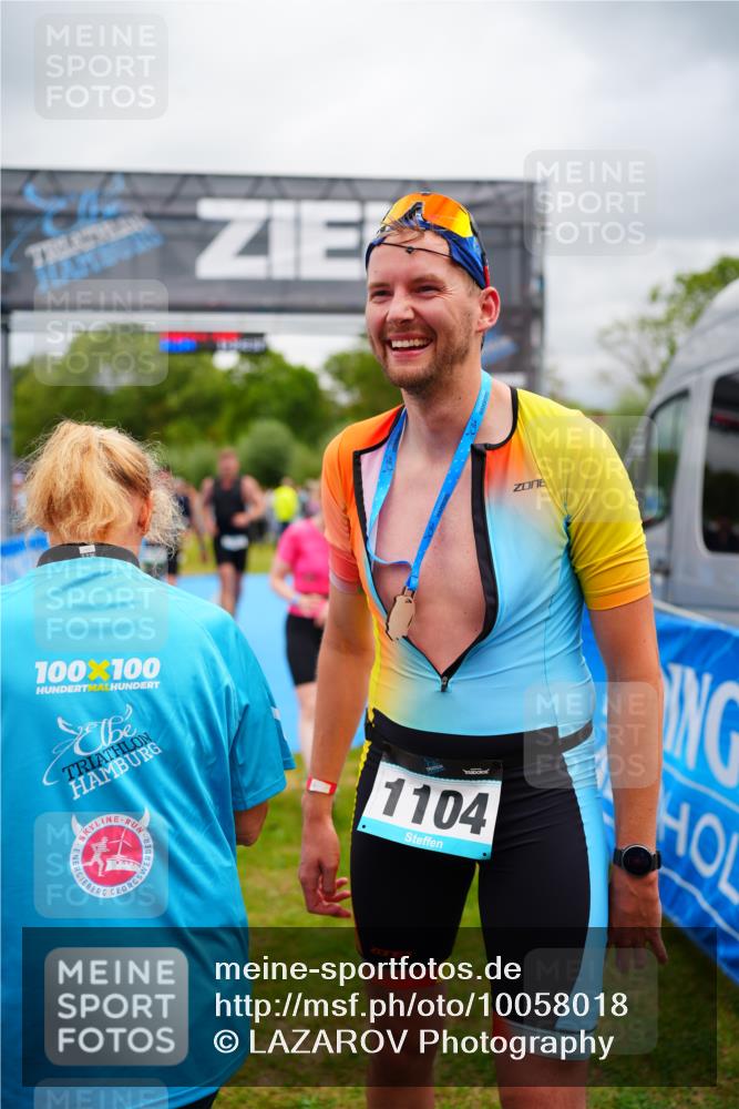 30.08.2026 - Elbe Triathlon Hamburg LAZAROV Photography http://msf.ph/oto/10058018 30.08.2026 11:24:18 Ziel 608, 674, 734, 883, 1022 meine-sportfotos.de