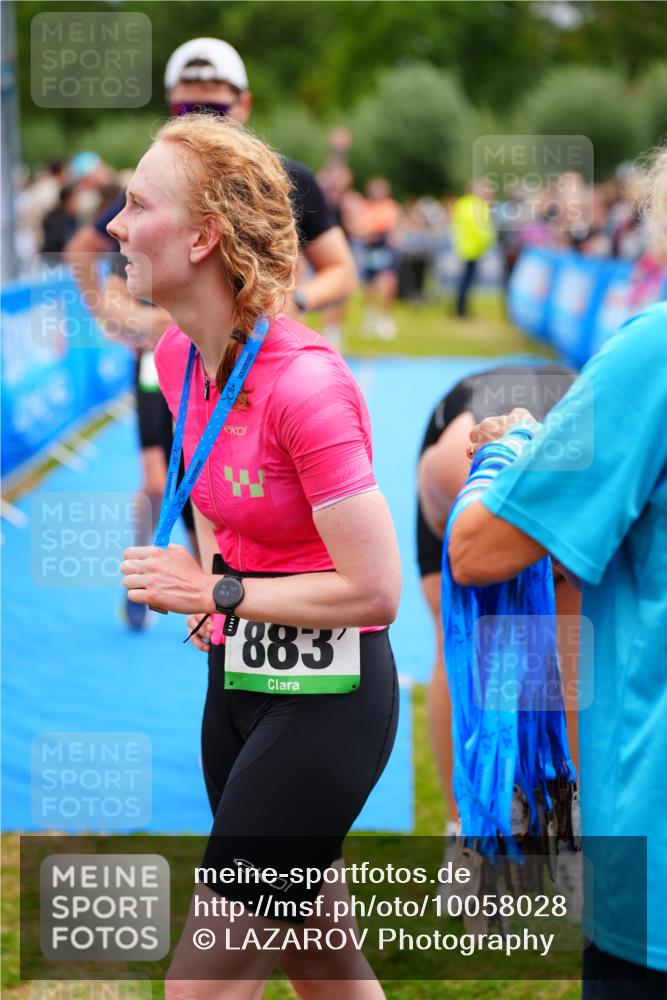 30.08.2026 - Elbe Triathlon Hamburg LAZAROV Photography http://msf.ph/oto/10058028 30.08.2026 11:24:23 Ziel 608, 674, 898, 1022, 1073 meine-sportfotos.de