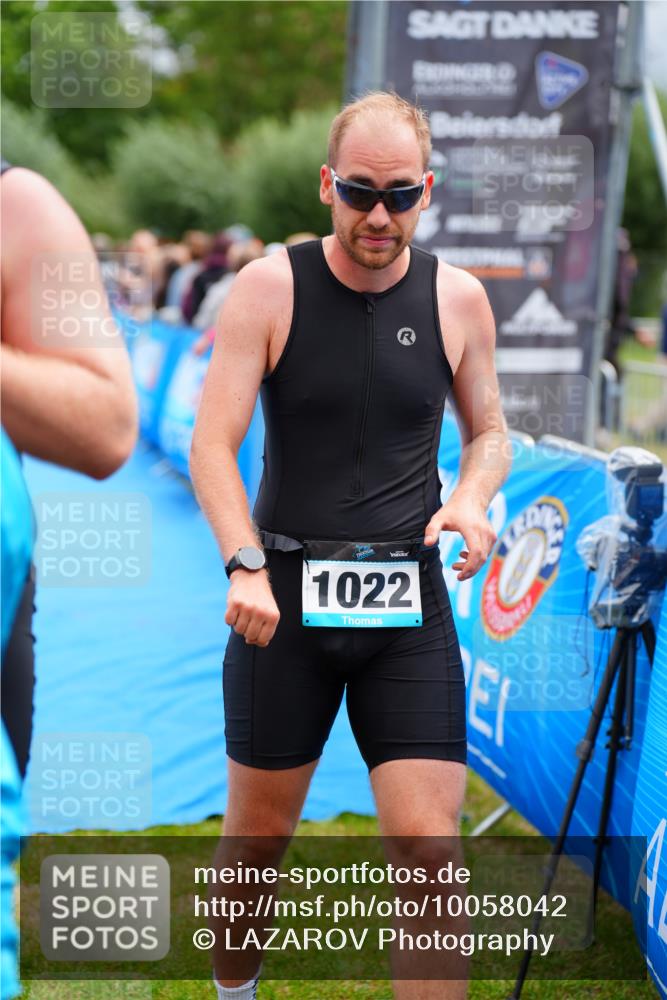 30.08.2026 - Elbe Triathlon Hamburg LAZAROV Photography http://msf.ph/oto/10058042 30.08.2026 11:24:31 Ziel 898, 1073 meine-sportfotos.de