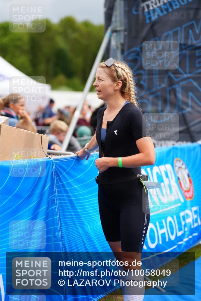 30.08.2026 - Elbe Triathlon Hamburg LAZAROV Photography http://msf.ph/oto/10058049 30.08.2026 11:24:37 Ziel  meine-sportfotos.de