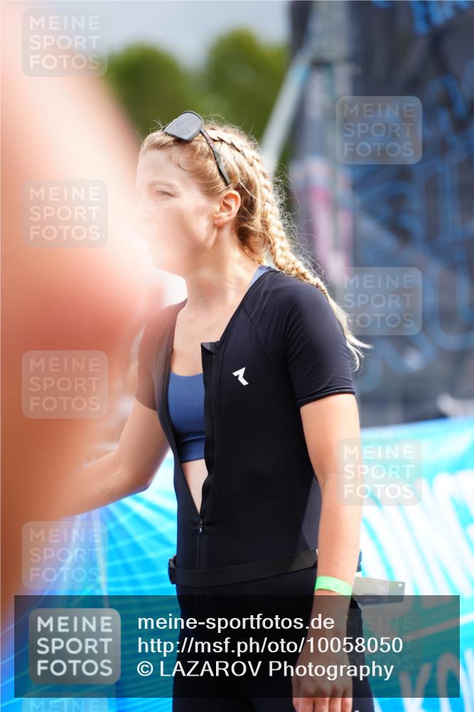 30.08.2026 - Elbe Triathlon Hamburg LAZAROV Photography http://msf.ph/oto/10058050 30.08.2026 11:24:40 Ziel  meine-sportfotos.de