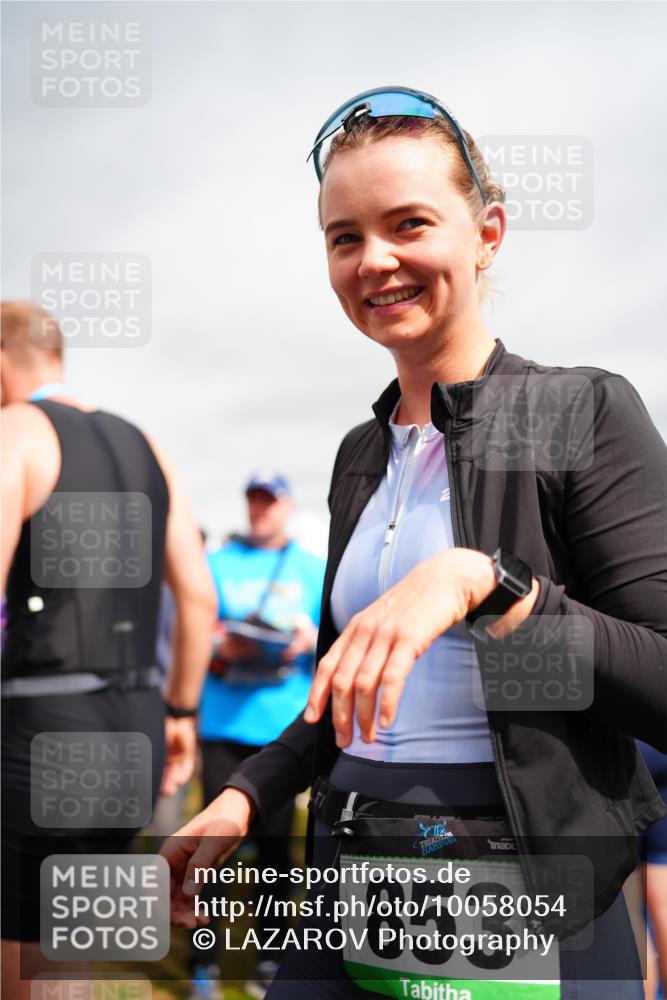 30.08.2026 - Elbe Triathlon Hamburg LAZAROV Photography http://msf.ph/oto/10058054 30.08.2026 11:24:48 Ziel 856 meine-sportfotos.de