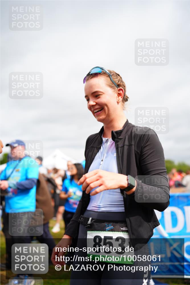 30.08.2026 - Elbe Triathlon Hamburg LAZAROV Photography http://msf.ph/oto/10058061 30.08.2026 11:24:50 Ziel 712, 856 meine-sportfotos.de