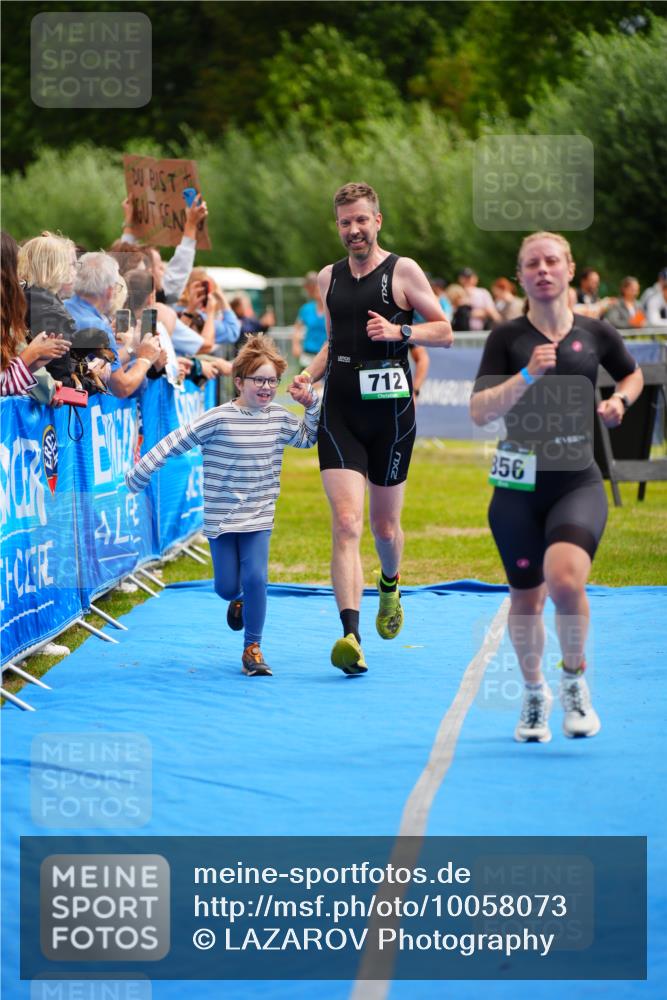 30.08.2026 - Elbe Triathlon Hamburg LAZAROV Photography http://msf.ph/oto/10058073 30.08.2026 11:24:56 Ziel 712, 736, 786, 856, 1208 meine-sportfotos.de