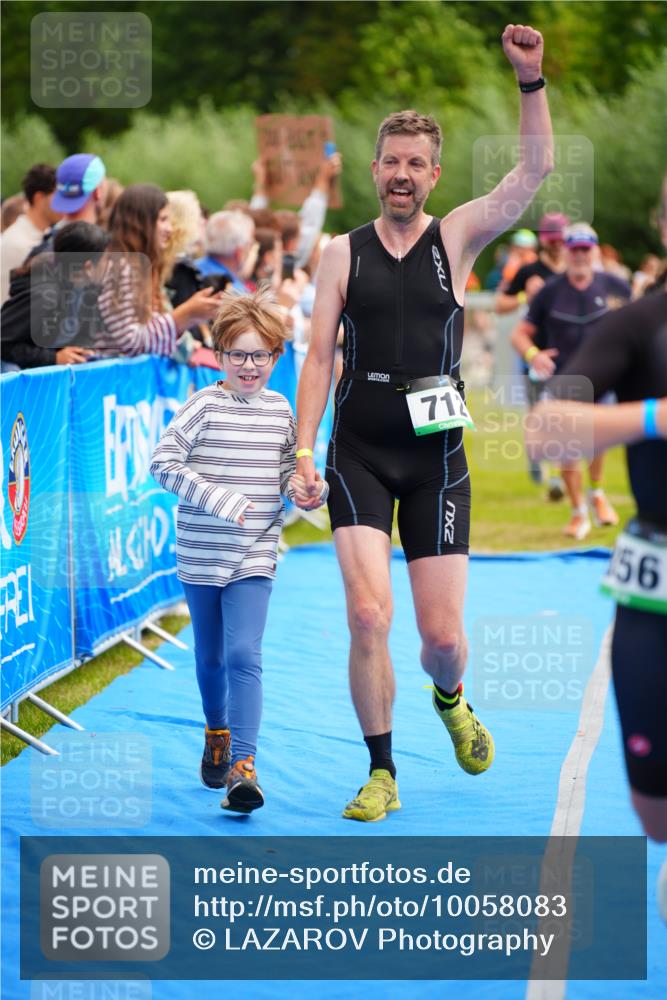 30.08.2026 - Elbe Triathlon Hamburg LAZAROV Photography http://msf.ph/oto/10058083 30.08.2026 11:24:57 Ziel 712, 736, 786, 856, 1208 meine-sportfotos.de