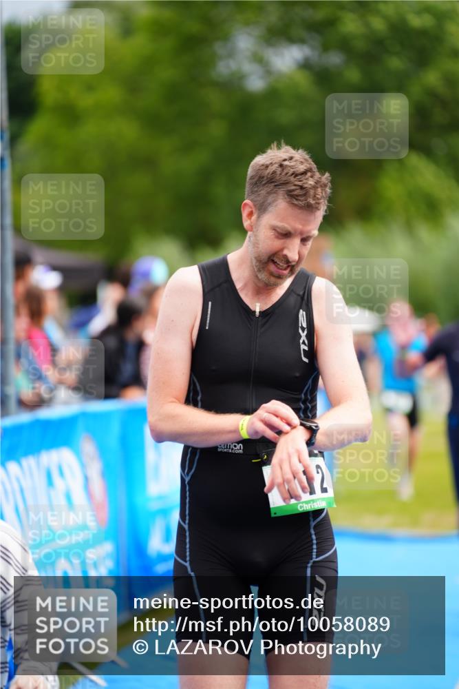 30.08.2026 - Elbe Triathlon Hamburg LAZAROV Photography http://msf.ph/oto/10058089 30.08.2026 11:25:00 Ziel 605, 712, 736, 786, 856, 1208 meine-sportfotos.de