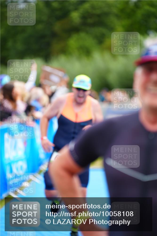 30.08.2026 - Elbe Triathlon Hamburg LAZAROV Photography http://msf.ph/oto/10058108 30.08.2026 11:25:07 Ziel 605, 736 meine-sportfotos.de