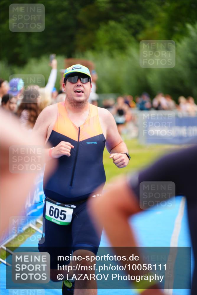 30.08.2026 - Elbe Triathlon Hamburg LAZAROV Photography http://msf.ph/oto/10058111 30.08.2026 11:25:08 Ziel 605, 783, 993 meine-sportfotos.de