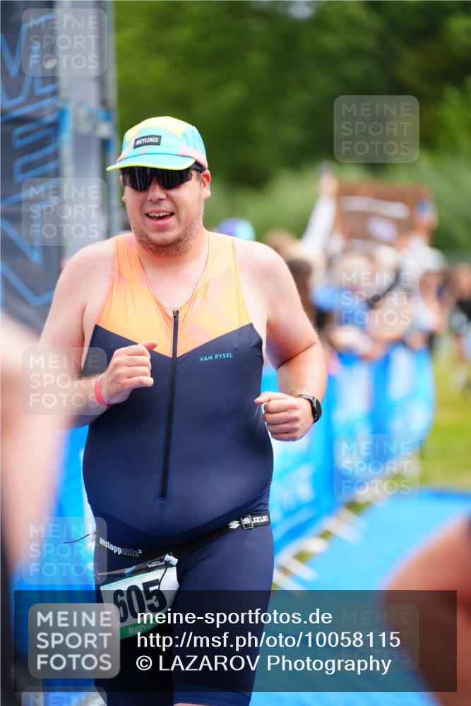 30.08.2026 - Elbe Triathlon Hamburg LAZAROV Photography http://msf.ph/oto/10058115 30.08.2026 11:25:09 Ziel 605, 783, 993 meine-sportfotos.de