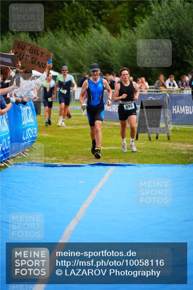 30.08.2026 - Elbe Triathlon Hamburg LAZAROV Photography http://msf.ph/oto/10058116 30.08.2026 11:25:13 Ziel 475, 618, 783, 993 meine-sportfotos.de