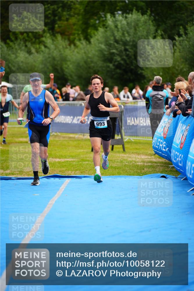 30.08.2026 - Elbe Triathlon Hamburg LAZAROV Photography http://msf.ph/oto/10058122 30.08.2026 11:25:14 Ziel 475, 618, 783, 993 meine-sportfotos.de