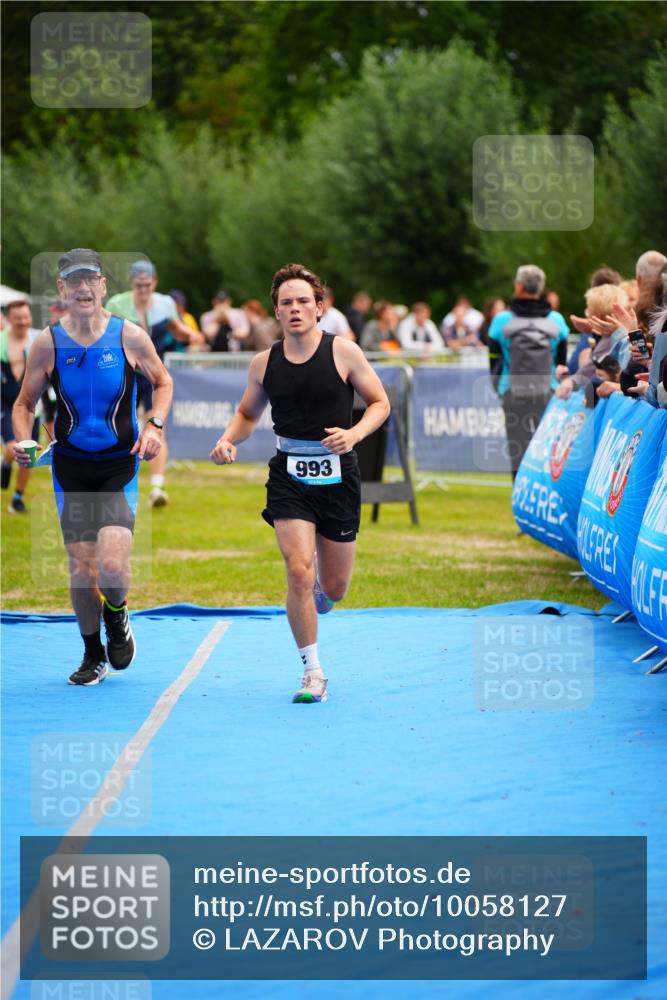 30.08.2026 - Elbe Triathlon Hamburg LAZAROV Photography http://msf.ph/oto/10058127 30.08.2026 11:25:15 Ziel 475, 618, 783, 993 meine-sportfotos.de