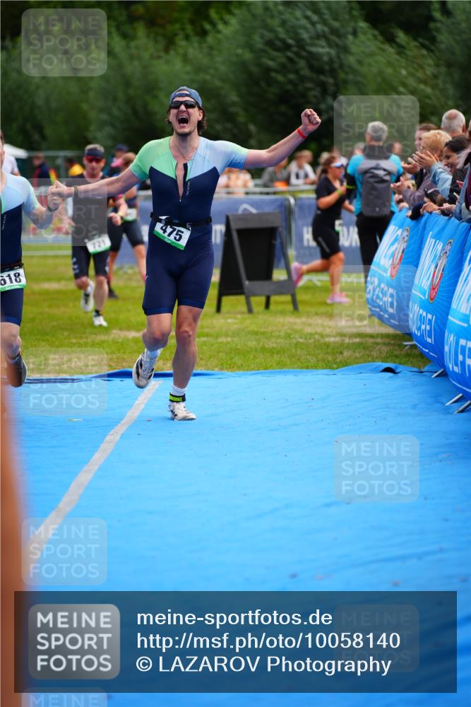 30.08.2026 - Elbe Triathlon Hamburg LAZAROV Photography http://msf.ph/oto/10058140 30.08.2026 11:25:19 Ziel 475, 618, 721, 783, 993, 1007 meine-sportfotos.de