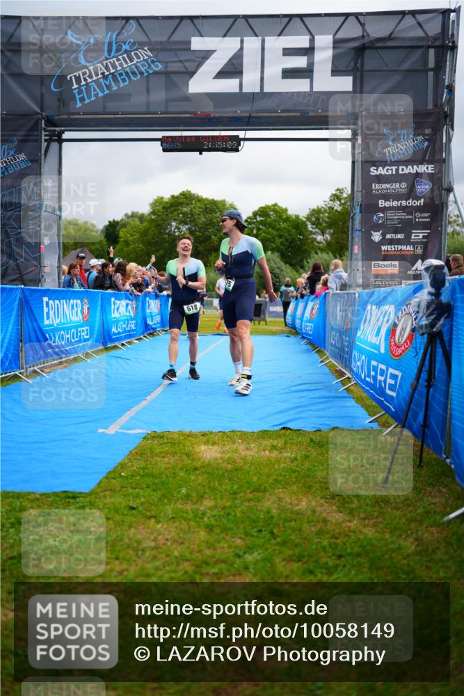 30.08.2026 - Elbe Triathlon Hamburg LAZAROV Photography http://msf.ph/oto/10058149 30.08.2026 11:25:22 Ziel 475, 618, 721, 1007 meine-sportfotos.de
