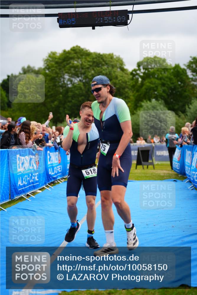 30.08.2026 - Elbe Triathlon Hamburg LAZAROV Photography http://msf.ph/oto/10058150 30.08.2026 11:25:23 Ziel 475, 618, 721, 1007 meine-sportfotos.de