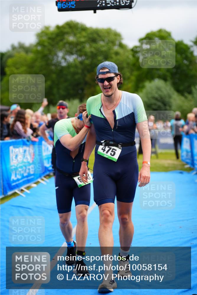 30.08.2026 - Elbe Triathlon Hamburg LAZAROV Photography http://msf.ph/oto/10058154 30.08.2026 11:25:24 Ziel 475, 618, 721, 1007 meine-sportfotos.de
