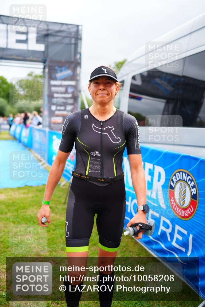 30.08.2026 - Elbe Triathlon Hamburg LAZAROV Photography http://msf.ph/oto/10058208 30.08.2026 11:25:53 Ziel 556, 576, 948, 1219 meine-sportfotos.de