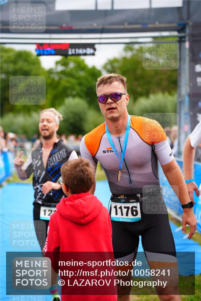 30.08.2026 - Elbe Triathlon Hamburg LAZAROV Photography http://msf.ph/oto/10058241 30.08.2026 11:26:25 Ziel 514, 1079, 1198, 1217 meine-sportfotos.de