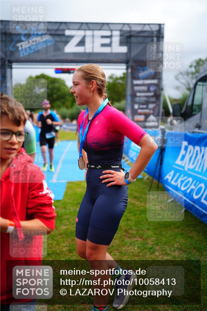 30.08.2026 - Elbe Triathlon Hamburg LAZAROV Photography http://msf.ph/oto/10058413 30.08.2026 11:28:04 Ziel 754, 1068, 1103 meine-sportfotos.de