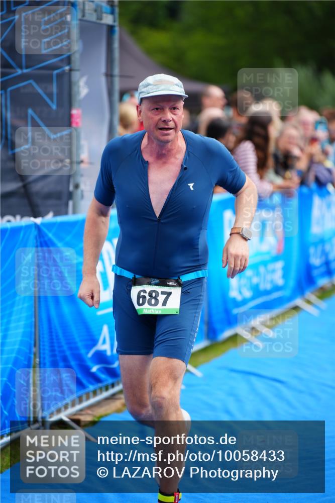 30.08.2026 - Elbe Triathlon Hamburg LAZAROV Photography http://msf.ph/oto/10058433 30.08.2026 11:28:15 Ziel 687 meine-sportfotos.de