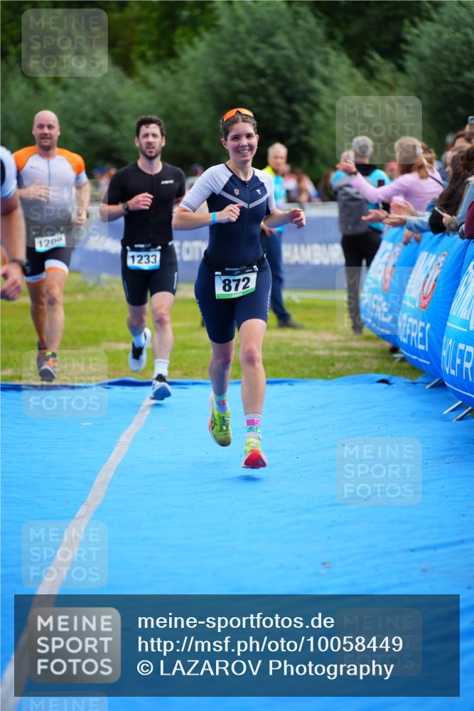 30.08.2026 - Elbe Triathlon Hamburg LAZAROV Photography http://msf.ph/oto/10058449 30.08.2026 11:28:31 Ziel 715, 866, 872, 1206, 1233 meine-sportfotos.de