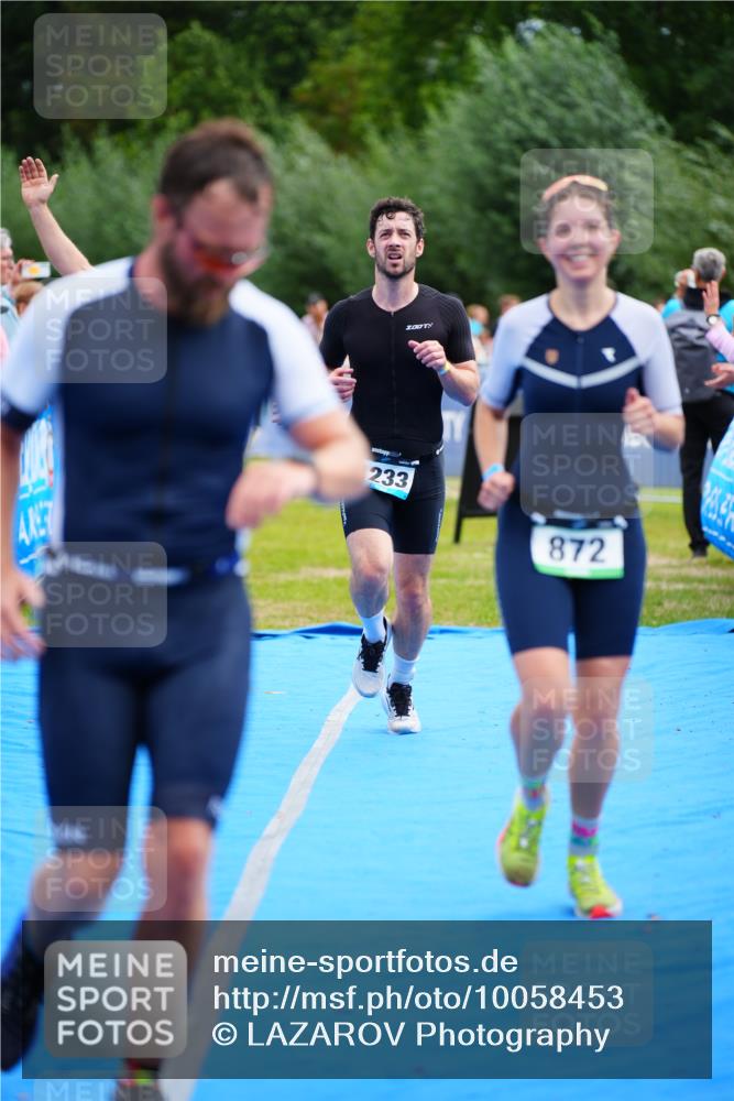 30.08.2026 - Elbe Triathlon Hamburg LAZAROV Photography http://msf.ph/oto/10058453 30.08.2026 11:28:31 Ziel 715, 866, 872, 1206, 1233 meine-sportfotos.de