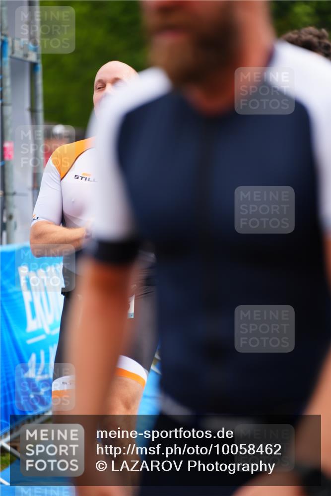 30.08.2026 - Elbe Triathlon Hamburg LAZAROV Photography http://msf.ph/oto/10058462 30.08.2026 11:28:35 Ziel 866, 872, 1206, 1233 meine-sportfotos.de