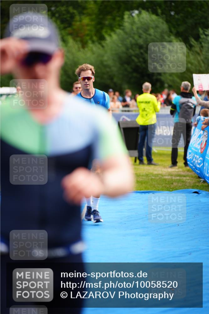 30.08.2026 - Elbe Triathlon Hamburg LAZAROV Photography http://msf.ph/oto/10058520 30.08.2026 11:28:57 Ziel 409, 763, 967, 1033, 1115, 1151, 1229, 1322 meine-sportfotos.de