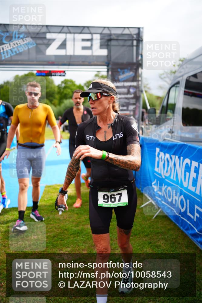 30.08.2026 - Elbe Triathlon Hamburg LAZAROV Photography http://msf.ph/oto/10058543 30.08.2026 11:29:06 Ziel 967, 1033, 1151, 1229, 1322 meine-sportfotos.de