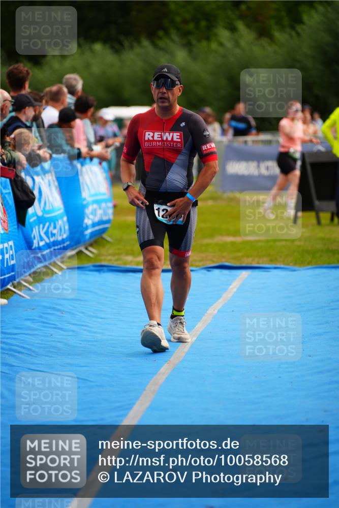 30.08.2026 - Elbe Triathlon Hamburg LAZAROV Photography http://msf.ph/oto/10058568 30.08.2026 11:29:21 Ziel 648, 1280 meine-sportfotos.de