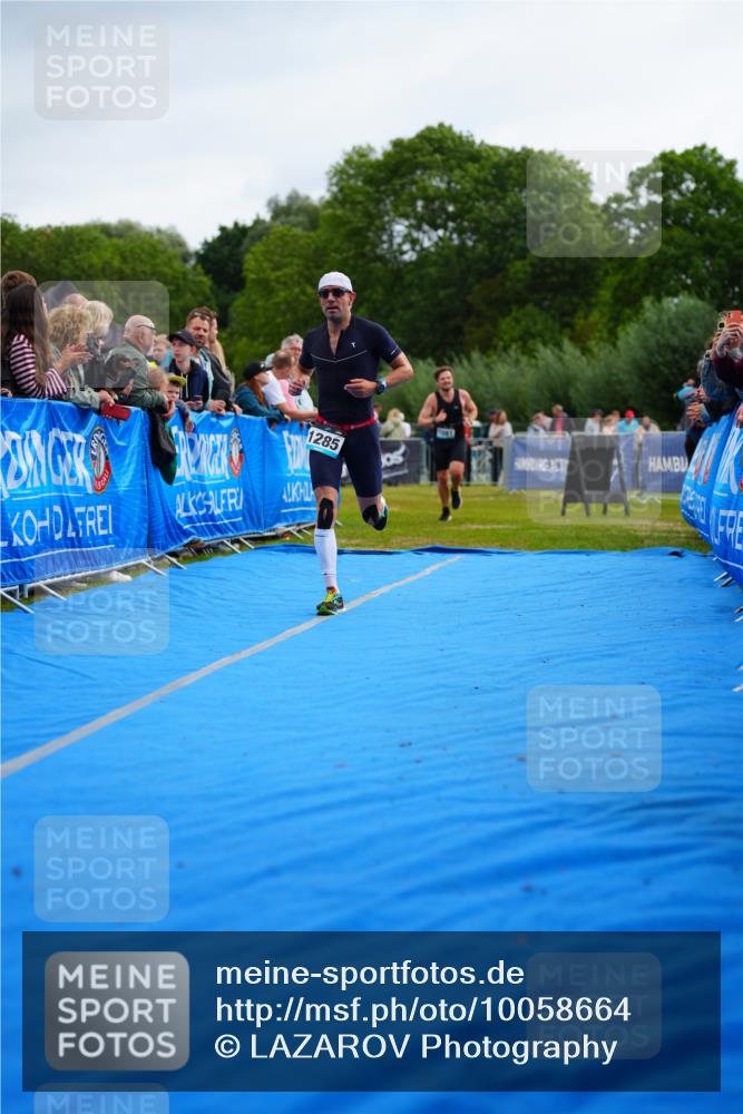 30.08.2026 - Elbe Triathlon Hamburg LAZAROV Photography http://msf.ph/oto/10058664 30.08.2026 11:30:15 Ziel 798, 1081, 1285 meine-sportfotos.de