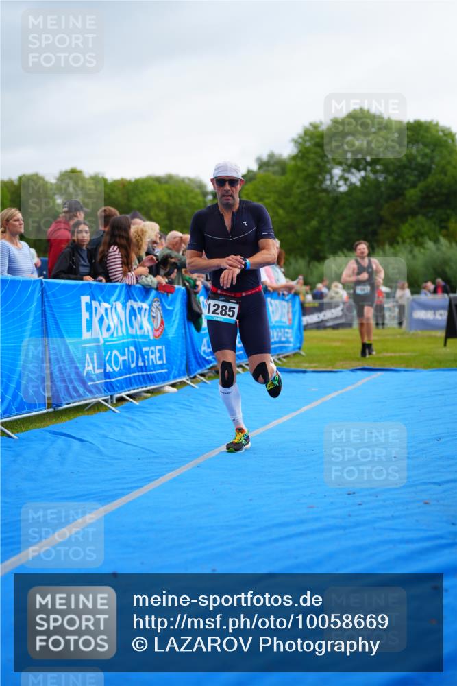 30.08.2026 - Elbe Triathlon Hamburg LAZAROV Photography http://msf.ph/oto/10058669 30.08.2026 11:30:16 Ziel 798, 1081, 1285 meine-sportfotos.de