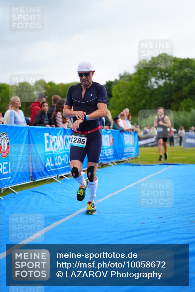 30.08.2026 - Elbe Triathlon Hamburg LAZAROV Photography http://msf.ph/oto/10058672 30.08.2026 11:30:16 Ziel 798, 1081, 1285 meine-sportfotos.de