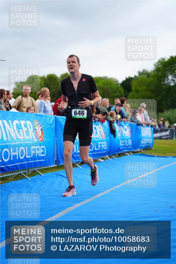 30.08.2026 - Elbe Triathlon Hamburg LAZAROV Photography http://msf.ph/oto/10058683 30.08.2026 11:30:29 Ziel 646, 827, 1150 meine-sportfotos.de