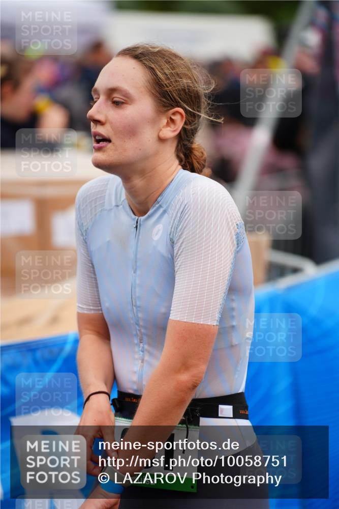 30.08.2026 - Elbe Triathlon Hamburg LAZAROV Photography http://msf.ph/oto/10058751 30.08.2026 11:31:51 Ziel 711, 881, 1308, 1348 meine-sportfotos.de