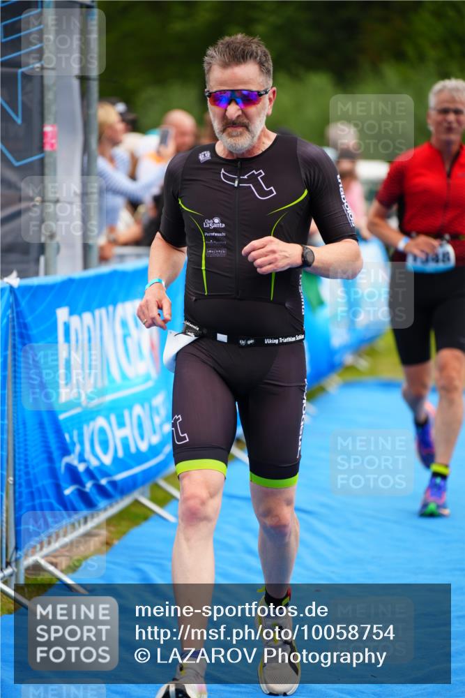 30.08.2026 - Elbe Triathlon Hamburg LAZAROV Photography http://msf.ph/oto/10058754 30.08.2026 11:31:52 Ziel 711, 1016, 1308, 1348 meine-sportfotos.de
