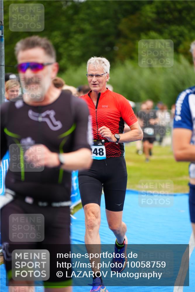 30.08.2026 - Elbe Triathlon Hamburg LAZAROV Photography http://msf.ph/oto/10058759 30.08.2026 11:31:54 Ziel 662, 711, 1016, 1308, 1348 meine-sportfotos.de